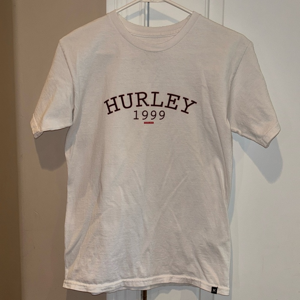 Men’s Hurley Short Sleeve T-shirt. Size Small